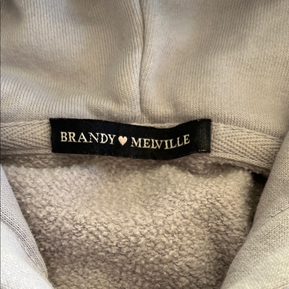 Brandy Melville Bundle of FOUR! Hoodie, Sweatshirt, Bomber Jacket, Brielle Jeans - Picture 3 of 16